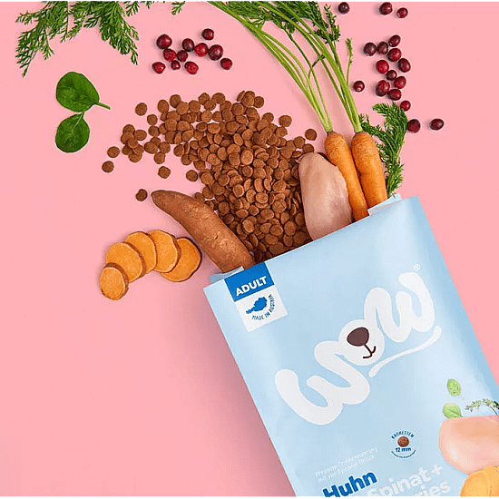 Wow Dog Adult Chicken - Суха храна за кучета с пиле, спанак и боровинки